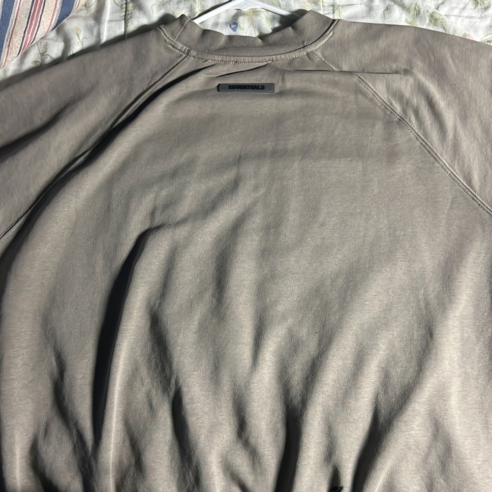 Essentials Sweatshirt - image 4